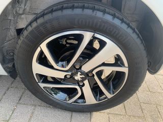 Voertuigafbeelding 35