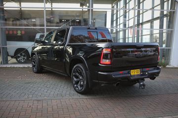 Voertuigafbeelding 9