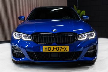 Voertuigafbeelding 12