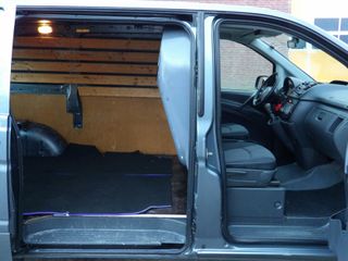 Voertuigafbeelding 12