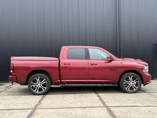 Voertuigafbeelding 6