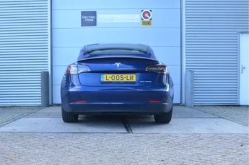 Voertuigafbeelding 8