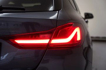 Voertuigafbeelding 33