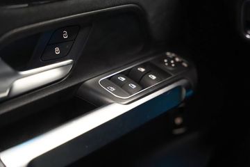 Voertuigafbeelding 21