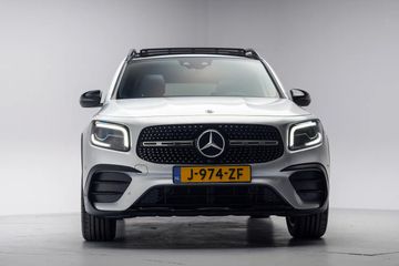 Voertuigafbeelding 32