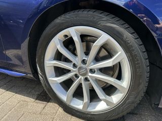 Voertuigafbeelding 9