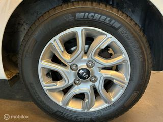 Voertuigafbeelding 12