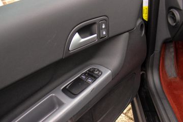 Voertuigafbeelding 24