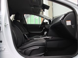 Voertuigafbeelding 34