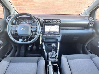 Voertuigafbeelding 7