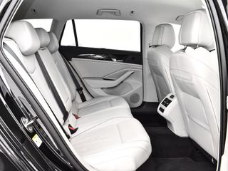 Voertuigafbeelding 11