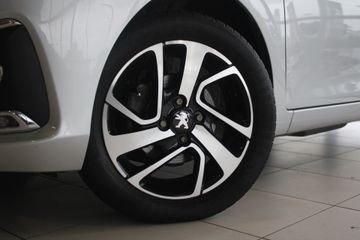 Voertuigafbeelding 8