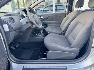 Voertuigafbeelding 9