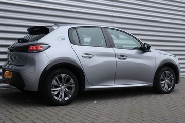 Voertuigafbeelding 6