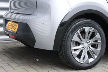 Voertuigafbeelding 9