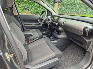 Voertuigafbeelding 9