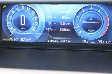 Voertuigafbeelding 12