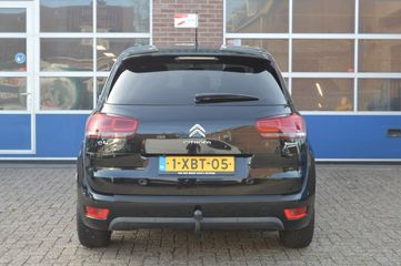 Voertuigafbeelding 6