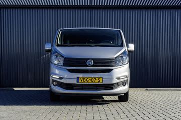 Voertuigafbeelding 2