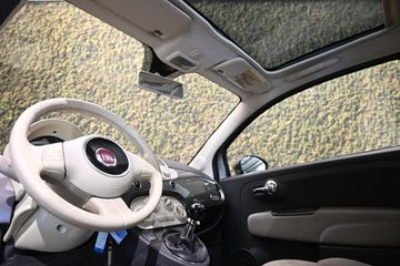 Voertuigafbeelding 11