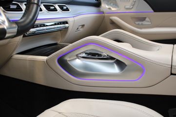 Voertuigafbeelding 8