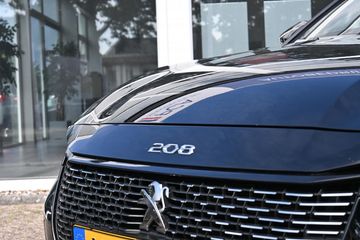 Voertuigafbeelding 4