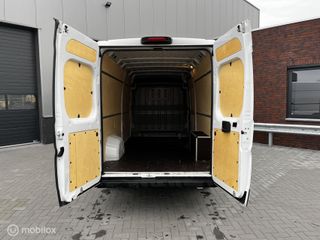 Voertuigafbeelding 21