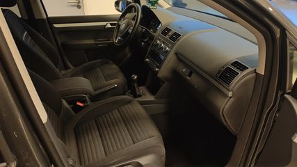 Voertuigafbeelding 7