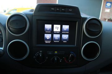 Voertuigafbeelding 12