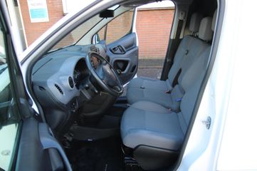 Voertuigafbeelding 2