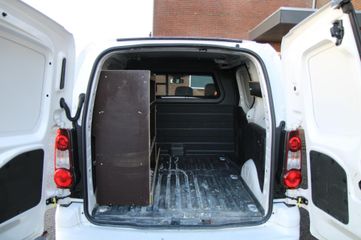 Voertuigafbeelding 6