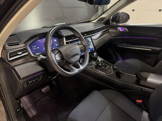 Voertuigafbeelding 8