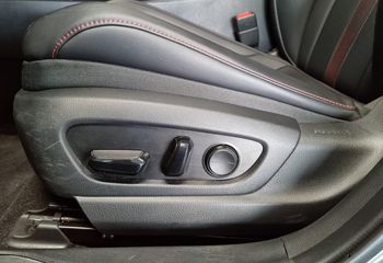 Voertuigafbeelding 12