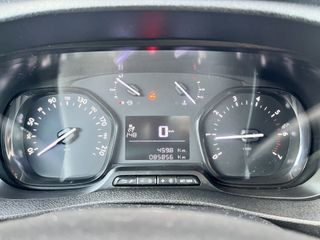 Voertuigafbeelding 32