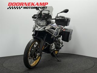 Voertuigafbeelding 5