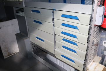 Voertuigafbeelding 17