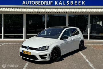 Volkswagen Golf - PN-290-D - Polisa Lease