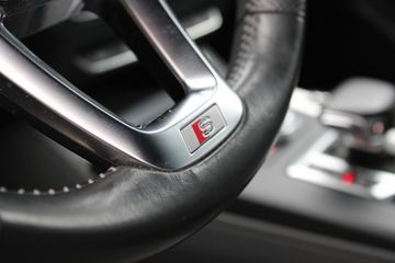 Voertuigafbeelding 24