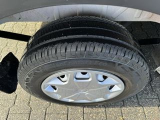 Voertuigafbeelding 13