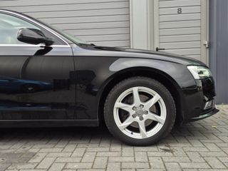 Voertuigafbeelding 6