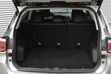 Voertuigafbeelding 10