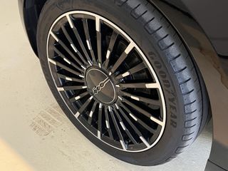 Voertuigafbeelding 6