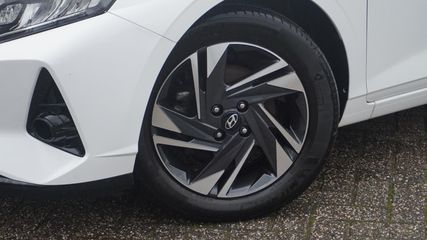 Voertuigafbeelding 6