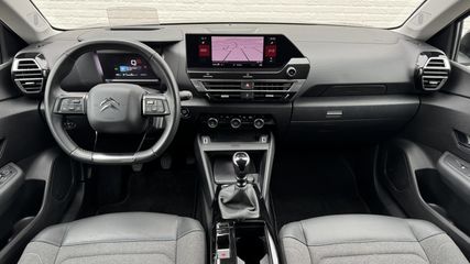 Voertuigafbeelding 3