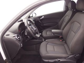 Voertuigafbeelding 18