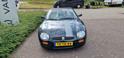 Voertuigafbeelding 6