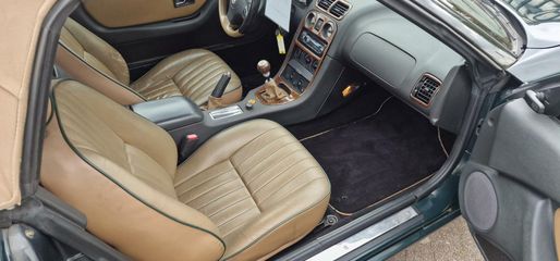 Voertuigafbeelding 8