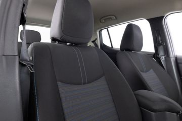 Voertuigafbeelding 5