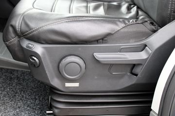 Voertuigafbeelding 30