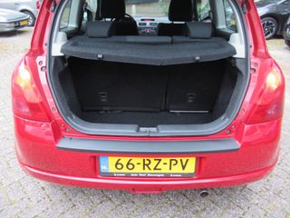 Voertuigafbeelding 5